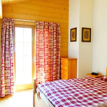 Sweet Mountain Chalet